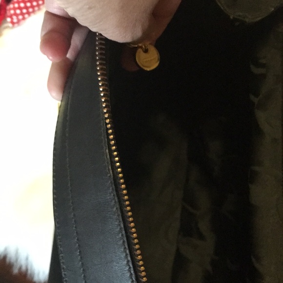 Salvatorre Ferragamo vintage bag - Picture 5 of 8